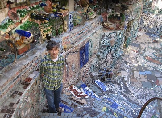 “I like anything with a little mystery involved” – An In-Depth Talk About Holidays, Sobriety and the Unknown with Joe Jack Talcum from The Dead Milkmen