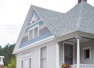 At Home with Dustin and Laura Floyd at the 1899 Inn