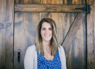 Hang Out With Karlee Moore