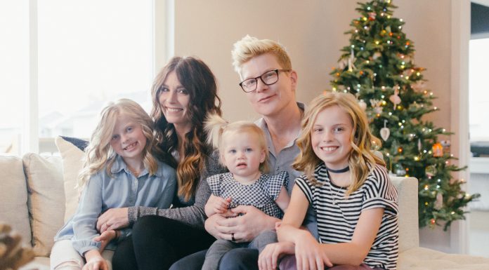 At Home: Shaun & Mary Johnson