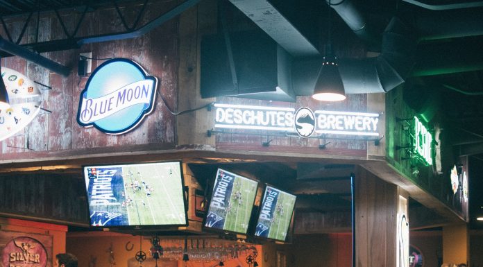 Mavericks Steaks & Cocktails