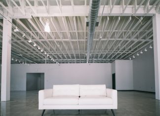 Modern Minimalism at MOE’S