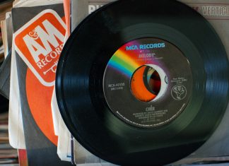 BONUS TRACK: RECORD STORE DAY 2018