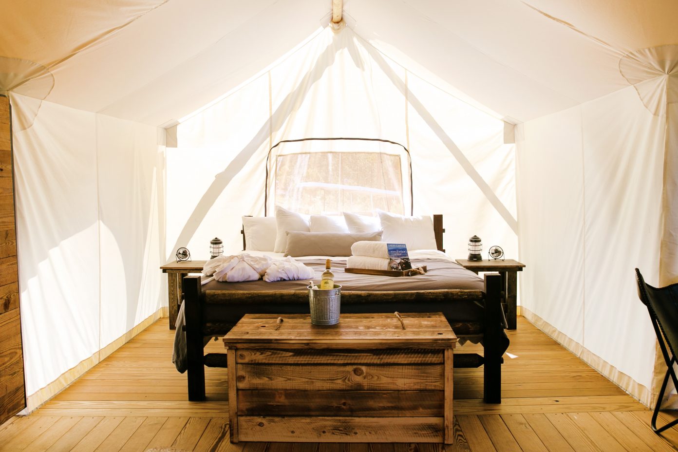 Glamping: Luxury Outdoors 