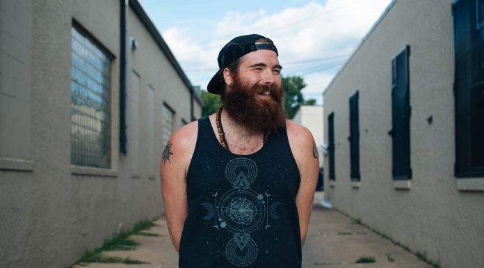 Meet the Artist: Lee Walsh