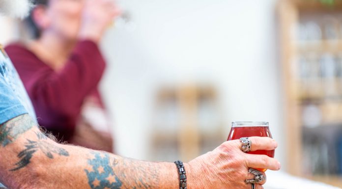 Lone Pine Kombucha: Loose off the Booch