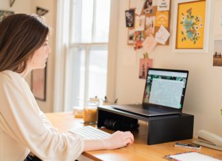 605 Profile | Andrea Van Essen