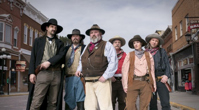 The 605 Show Podcast: Episode 31 | “V Blew Up His Car” w/ Deadwood Alive