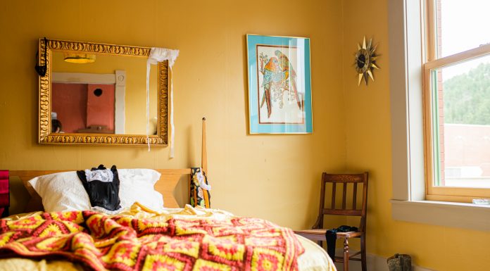 605 Stops By | The Brothel Deadwood