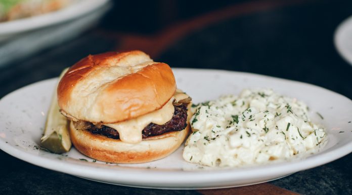 The 605 Show Podcast: Episode 35 | “The Mini-est Mascot” at McNally’s Irish Pub