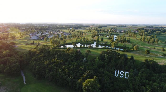 605 Guide | A Vermillion Staycation