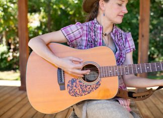 Meet the Creative | Eliza Blue