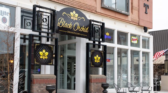 Welcoming Conversation | Black Orchid Drinkstillery