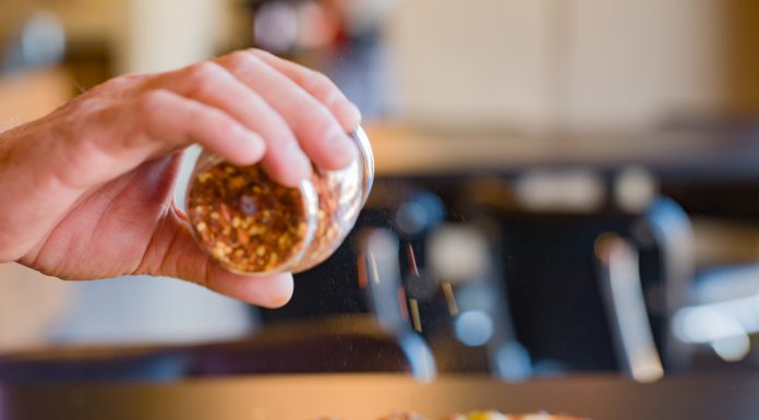 1960s Charm | Charlie’s Pizza House