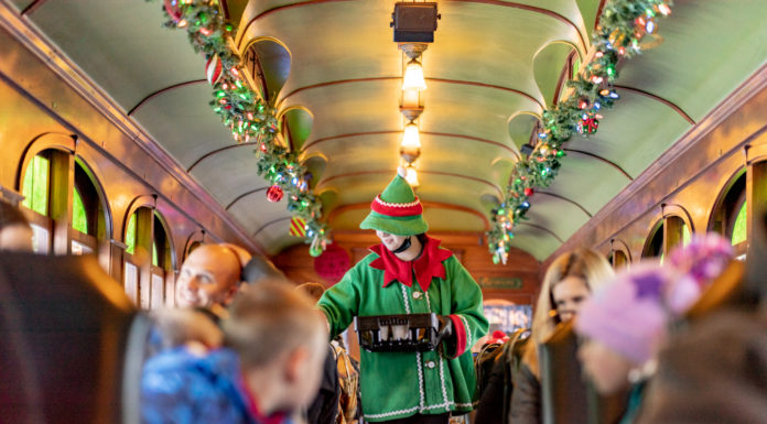 All Aboard the Holiday Express // 1880 Train