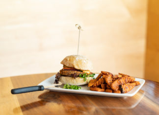 On The Menu // Daily Clean Food & Drink