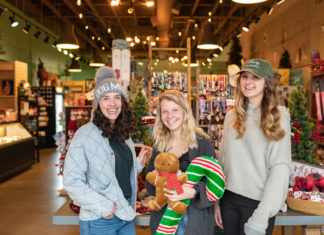 Hang Out With // Ellyn Montag