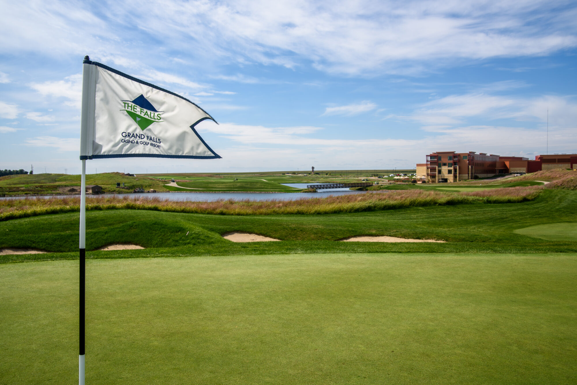605 guide a luxurious stay at grand falls casino golf resort