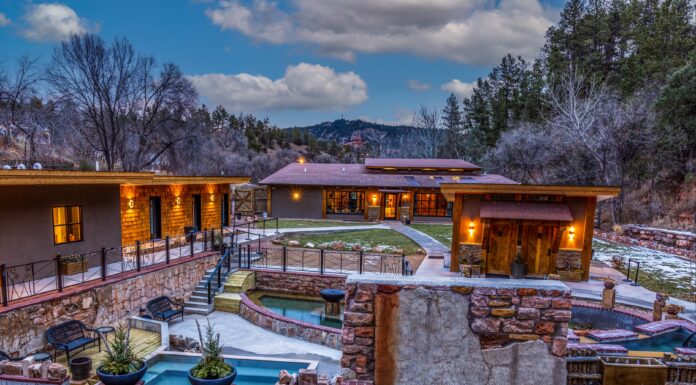 Service Spotlight // Moccasin Springs Natural Mineral Spa