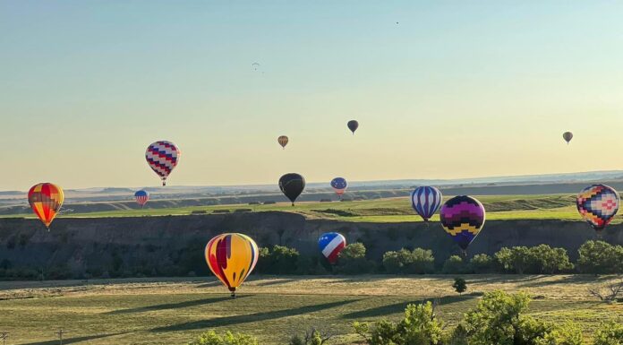 5 Things to Do in Celebration of the Fall River Hot Air Balloon Festival