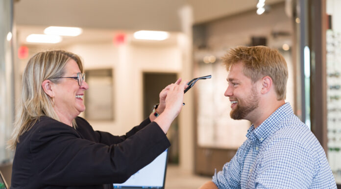 605 Stops By // Visions Eye Care