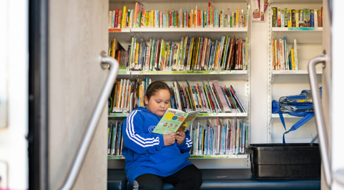 605 Spotlight // Siouxland Libraries Bookmobile