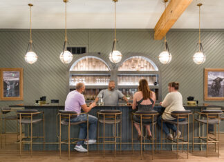 605 Stops By // Culture Cove