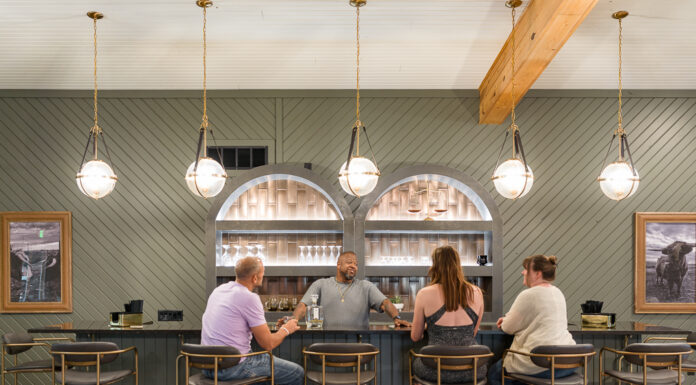 605 Stops By // Culture Cove