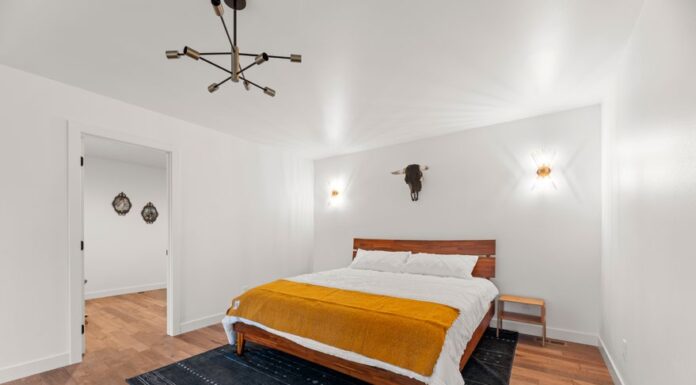 605 Profile // 605 Hideaway