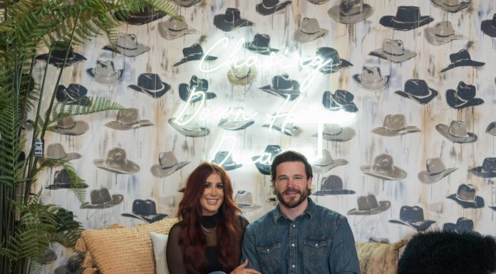 A 605 Sitdown // Chelsea & Cole Deboer