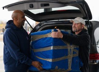 605 Profile // Susan Anderson