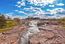 Seasonal Fun | Fall & Winter in Sioux Falls